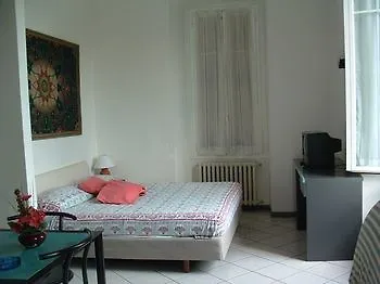 Residence Holiday 3*